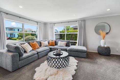 Photo of property in 10 Bayvista Drive, Karaka, Papakura, 2113