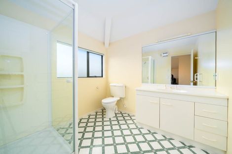 Photo of property in 16 Waverton Terrace, Churton Park, Wellington, 6037