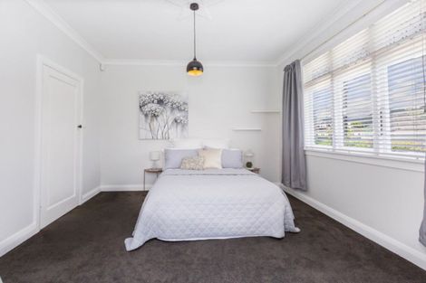 Photo of property in 50f1- King Street, Ebdentown, Upper Hutt, 5018