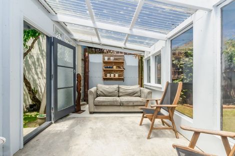 Photo of property in 15 Rua Road, Paraparaumu Beach, Paraparaumu, 5032