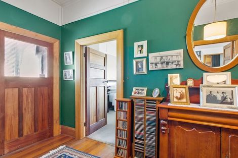 Photo of property in 12 Parsonage Road, Waimate, 7924