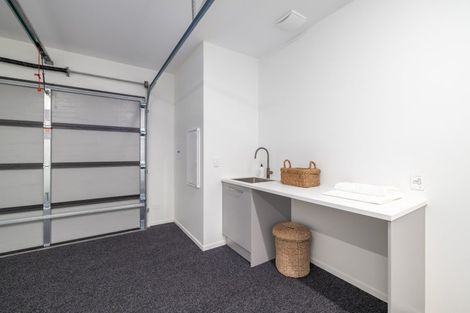 Photo of property in 121a Glandovey Road, Strowan, Christchurch, 8052