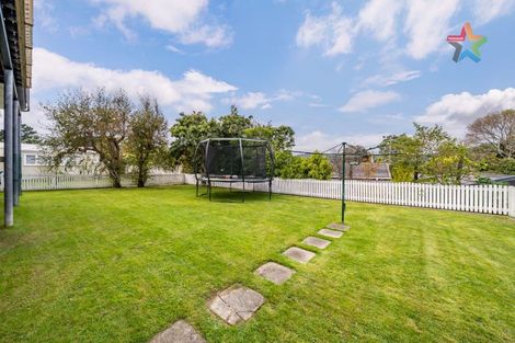 Photo of property in 4 Gainsborough Grove, Belmont, Lower Hutt, 5010