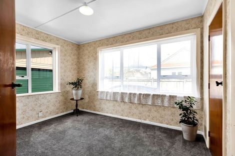 Photo of property in 139 Tukapa Street, Westown, New Plymouth, 4310