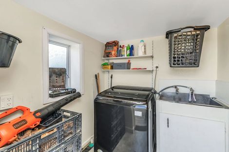 Photo of property in 35 Leeston And Lake Road, Leeston, 7632