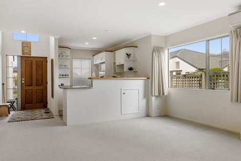 Photo of property in 35 Lakeridge Close, Rangatira Park, Taupo, 3330