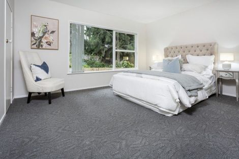 Photo of property in 1 Phillipa Place, Browns Bay, Auckland, 0630