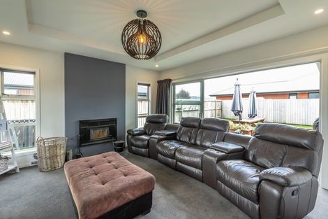 Photo of property in 33 Lewis Crescent, Rolleston, 7614