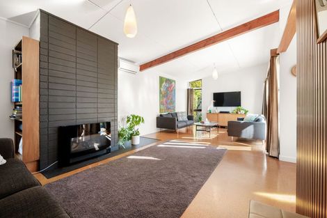 Photo of property in 25 Hillcrest Road, Hillcrest, Hamilton, 3216