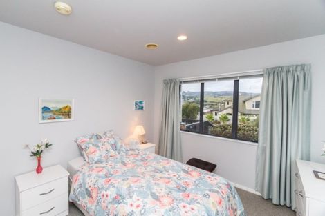 Photo of property in 46 The Masthead, Whitby, Porirua, 5024