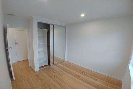 Photo of property in 89 Lauderdale Road, Birkdale, Auckland, 0626