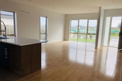 Photo of property in 173 Jutland Road, Pukekohe, 2120