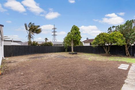 Photo of property in 54 Sikkim Crescent, Clover Park, Auckland, 2019