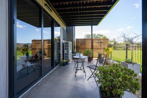 Photo of property in 33 Lakewood Lane, Cambridge, 3434