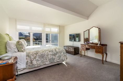 Photo of property in 2/89 Waimairi Road, Upper Riccarton, Christchurch, 8041