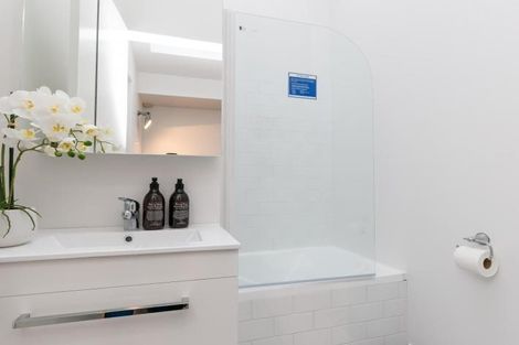 Photo of property in Mondrian Townhouses, 4/24 Hanson Street, Mount Cook, Wellington, 6021