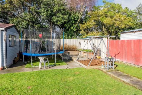 Photo of property in 33 Adkin Avenue, Levin, 5510