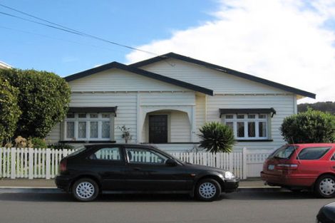 Photo of property in 66 Overtoun Terrace, Hataitai, Wellington, 6021