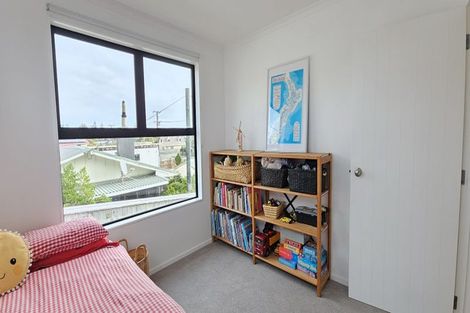 Photo of property in 44 Moana Street, Otaki Beach, Otaki, 5512