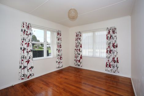 Photo of property in 36 Old Wairoa Road, Papakura, 2110