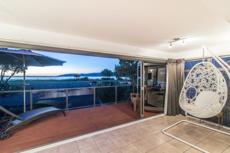 Photo of property in 82 Marine Parade, Paraparaumu Beach, Paraparaumu, 5032