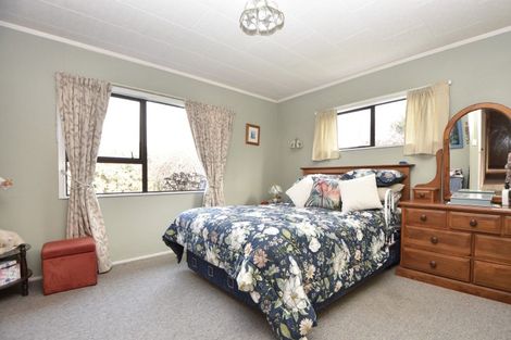 Photo of property in 250b High Street North, Carterton, 5713