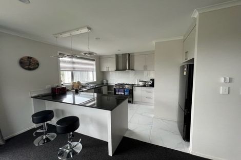 Photo of property in 15 Hehan Close, Cambridge, 3434