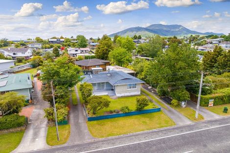 Photo of property in 28 Tamatea Road, Taupo, 3330