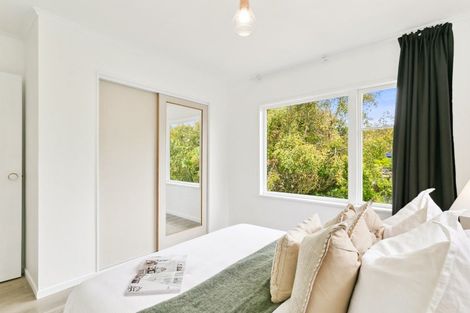 Photo of property in 72c Black Rock Road, Newlands, Wellington, 6037
