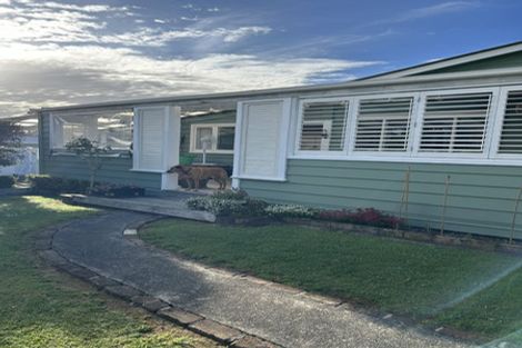 Photo of property in 47 Roland Road, Greenhithe, Auckland, 0632