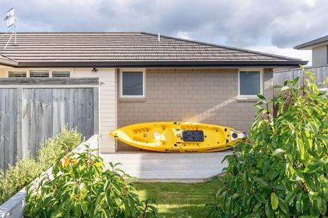 Photo of property in Waterview Estate, 86/4 Greystone Place, Omokoroa, 3114