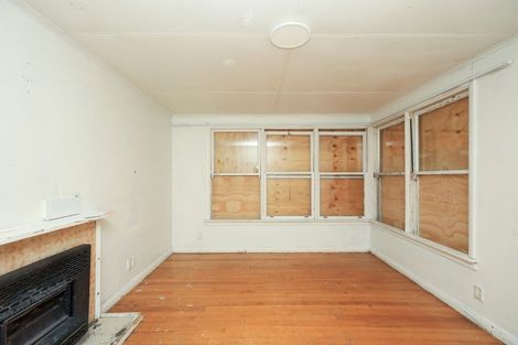 Photo of property in 105 Currie Street, Thames, 3500
