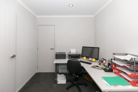 Photo of property in 6 Bos Crescent, Flagstaff, Hamilton, 3210