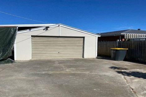 Photo of property in 22 Winters Road, Redwood, Christchurch, 8051