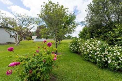 Photo of property in 986 Halcombe Road, Halcombe, Feilding, 4779