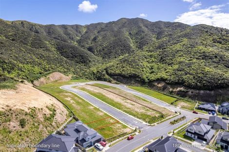 Photo of property in 180 Silverstream Road, Crofton Downs, Wellington, 6035
