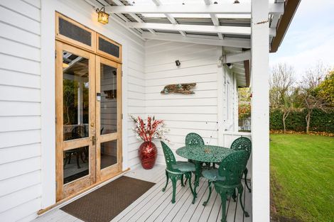 Photo of property in 74 Pitama Road, Awapuni, Palmerston North, 4412