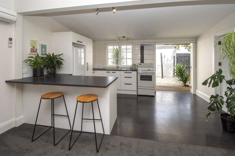 Photo of property in 140 Hastings Street, Sydenham, Christchurch, 8023