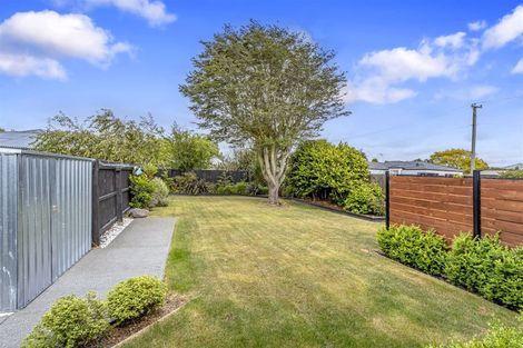 Photo of property in 293 Burwood Road, Burwood, Christchurch, 8083