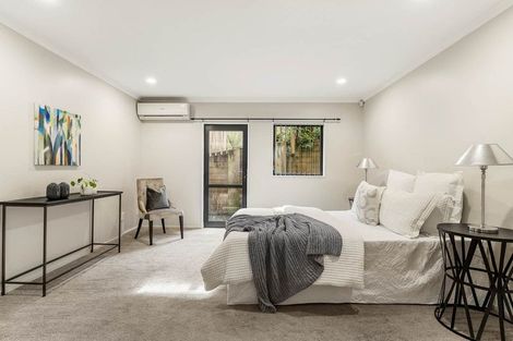 Photo of property in 76 Goodwood Drive, Goodwood Heights, Auckland, 2105