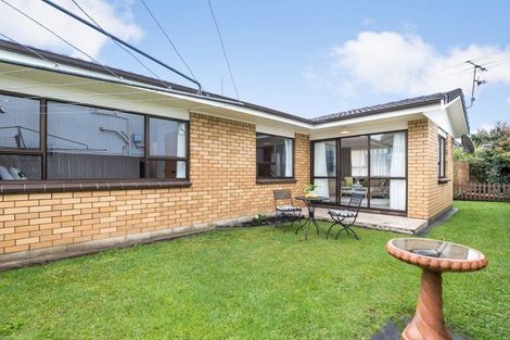 Photo of property in 2/327 Great South Road, Papakura, 2110