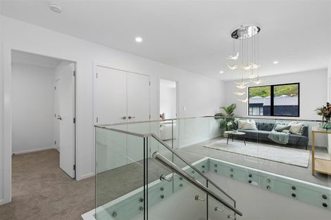 Photo of property in 5 Pihipihi Way, Crofton Downs, Wellington, 6035