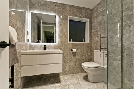 Photo of property in 91 San Valentino Drive, Henderson, Auckland, 0612