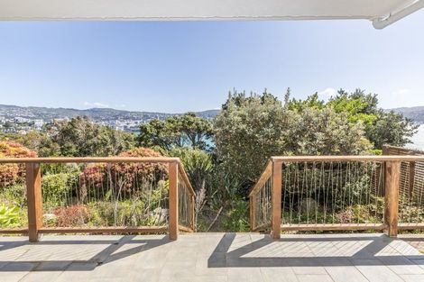 Photo of property in Beauport Apartments, 30u2 The Crescent, Roseneath, Wellington, 6011