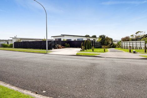 Photo of property in 52a Dillon Drive, Bell Block, New Plymouth, 4312