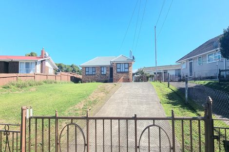 Photo of property in 13 Geoffrey Place, Mangere East, Auckland, 2024