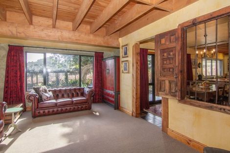 Photo of property in 420 Mangakura Road, Helensville, 0875