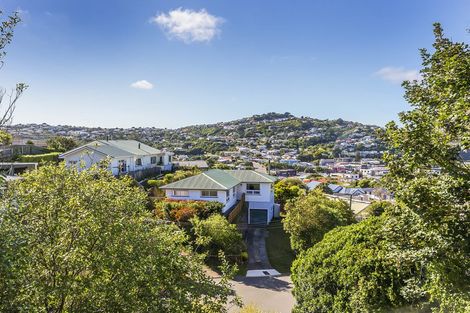 Photo of property in 9f2 Braemar Terrace, Johnsonville, Wellington, 6037