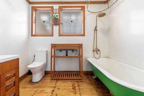 Photo of property in 17 Barnard Road, Fairy Springs, Rotorua, 3015