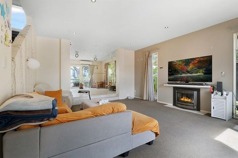 Photo of property in 16 Palm Cove, Arkles Bay, Whangaparaoa, 0932